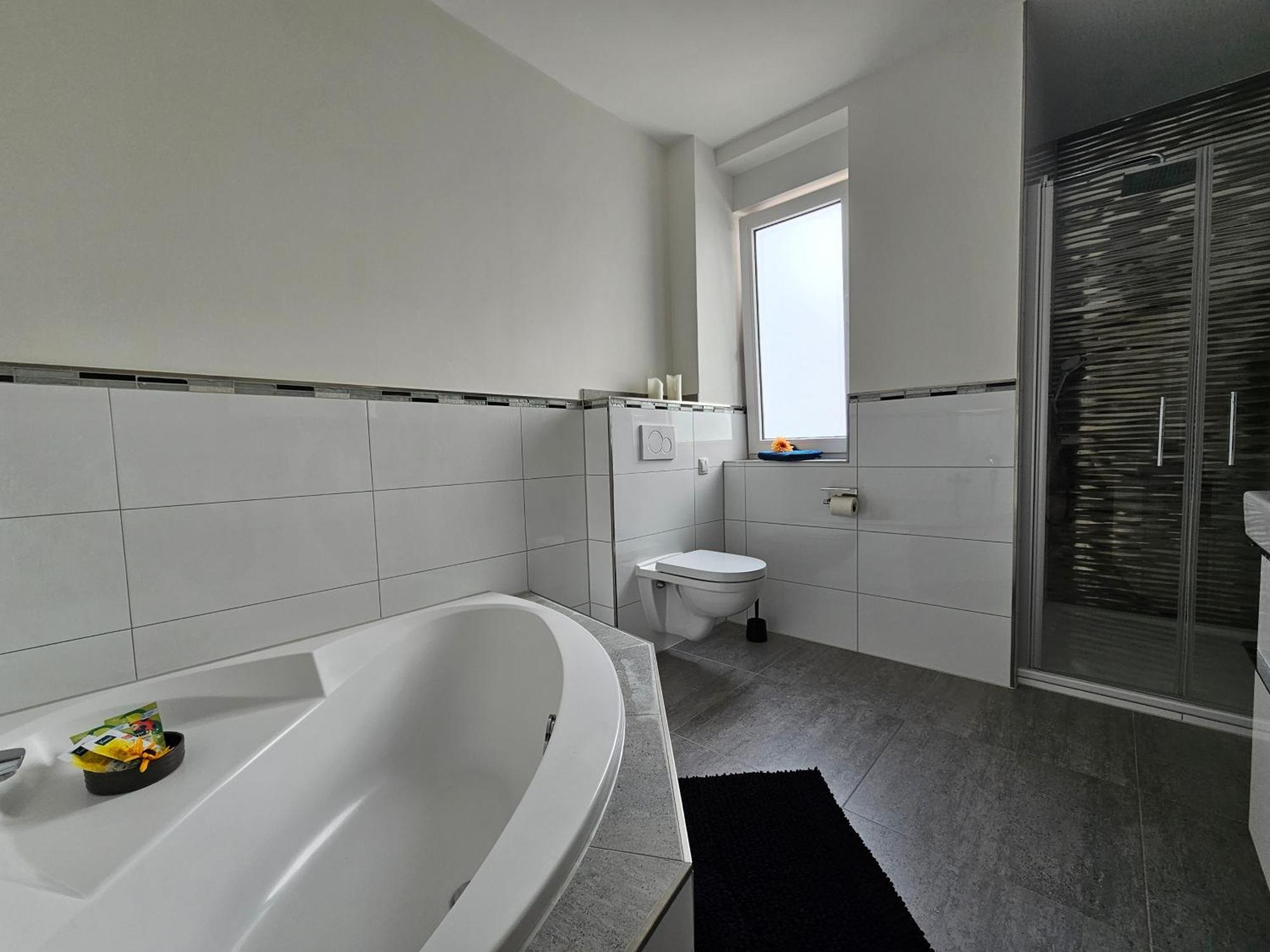 Moderne Doppelhaushaelfte In Oppenheim别墅 外观 照片